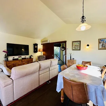 Holiday home Serena Costabravasi