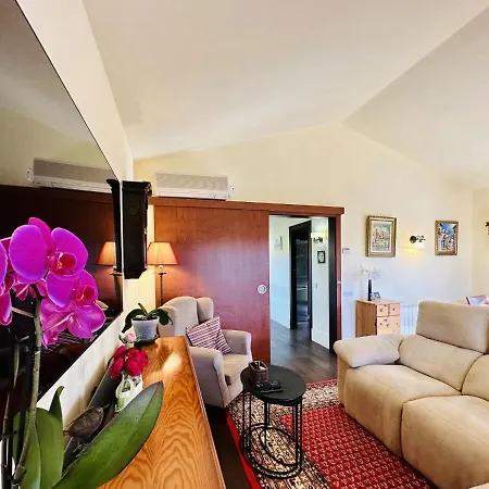 Serena Costabravasi Holiday home *