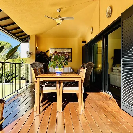 Holiday home Serena Costabravasi